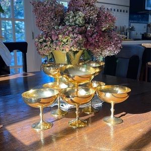 Vintage Made in Italy Gold tone. Could be gold plated not sure of sure of maker